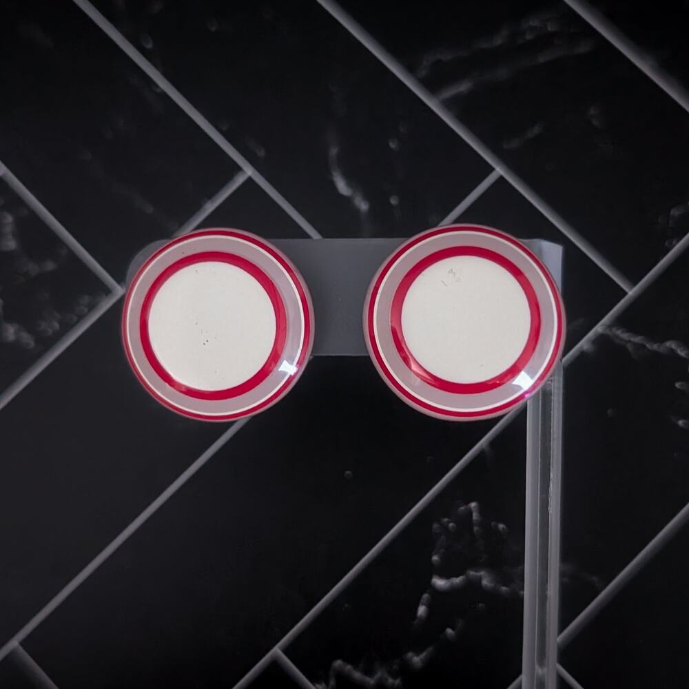Vintage Stud Earrings Red & Off White Retro Circle 1"